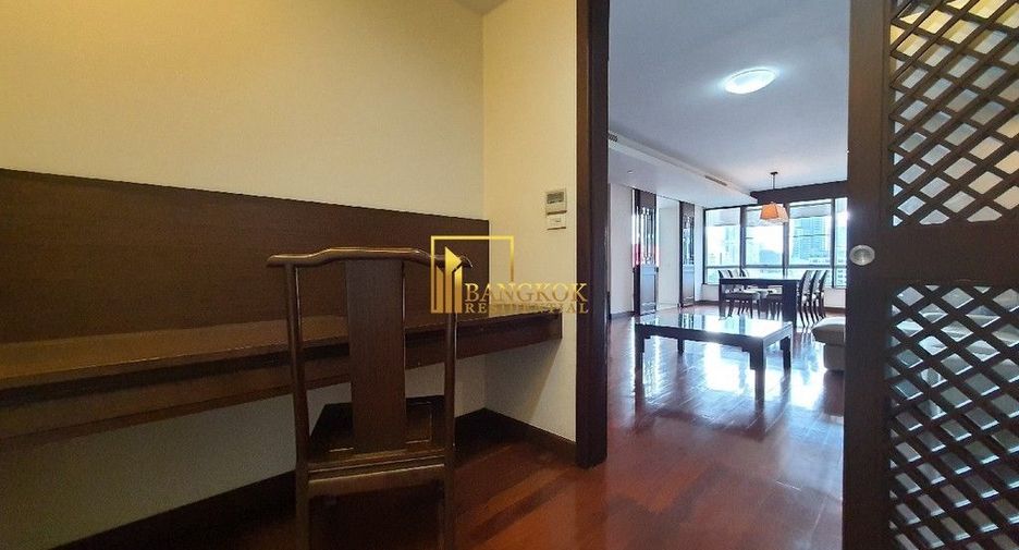 Apartamento en alquiler de 3 habitaciones en Watthana, Bangkok