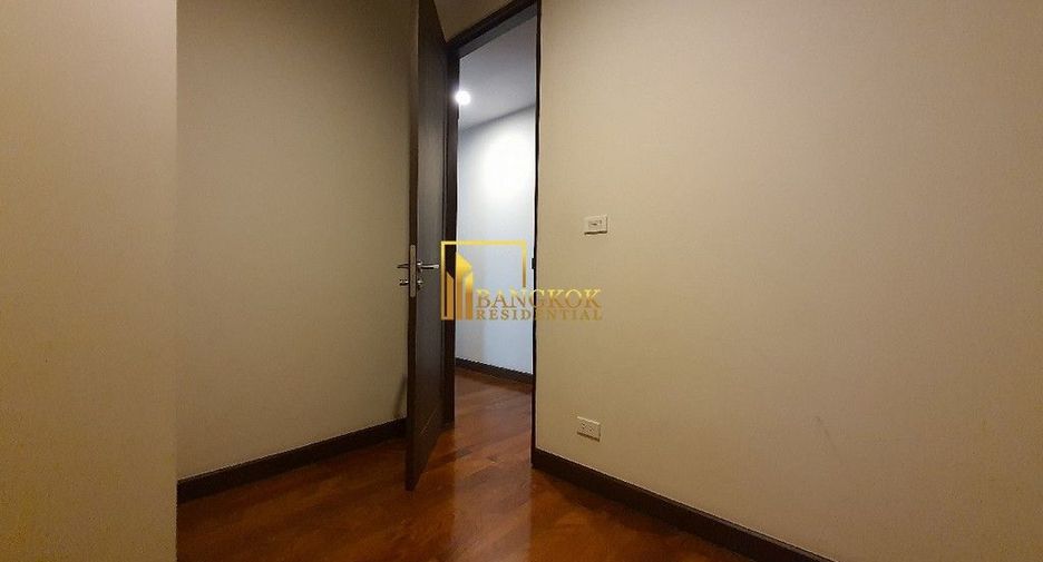 Apartamento en alquiler de 3 habitaciones en Watthana, Bangkok