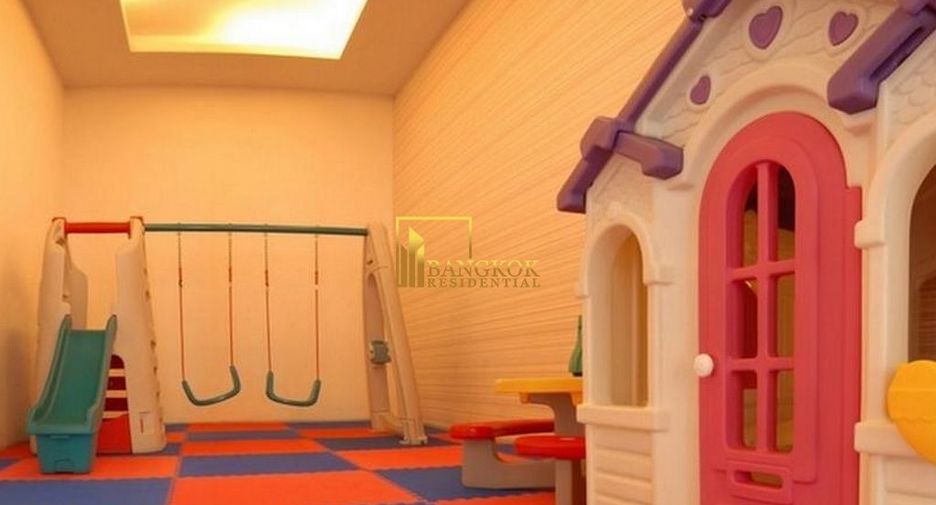 Apartamento en alquiler de 3 habitaciones en Watthana, Bangkok
