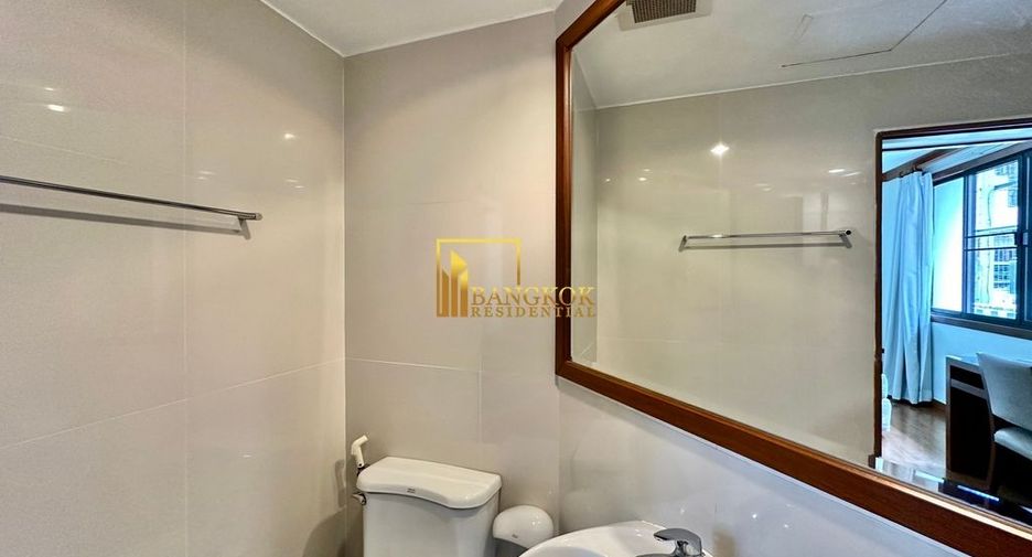 For rent 3 bedrooms apartment in Khlong Toei, Bangkok