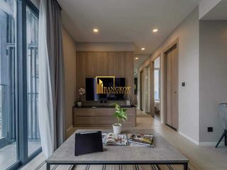 For rent 2 bedrooms condo in Pathum Wan, Bangkok