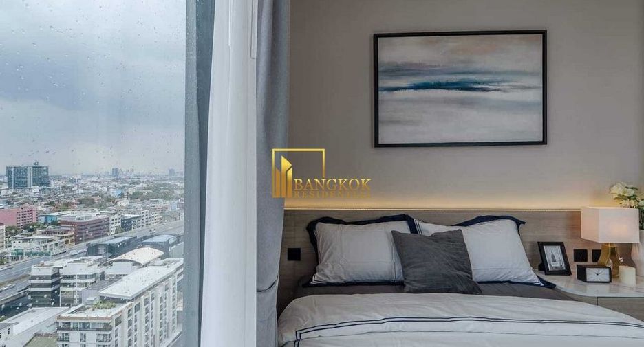 For rent 2 bedrooms condo in Pathum Wan, Bangkok