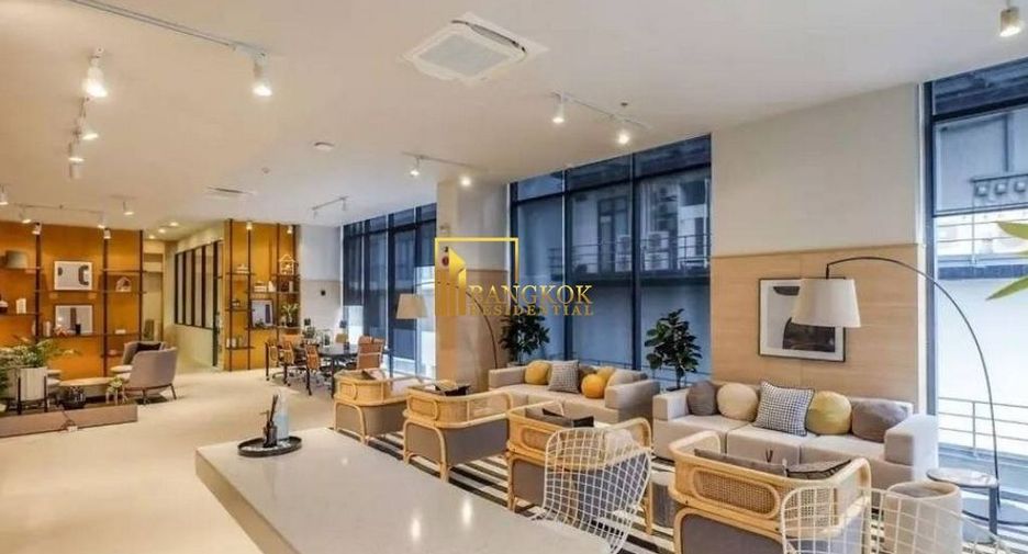 For rent 2 bedrooms condo in Pathum Wan, Bangkok