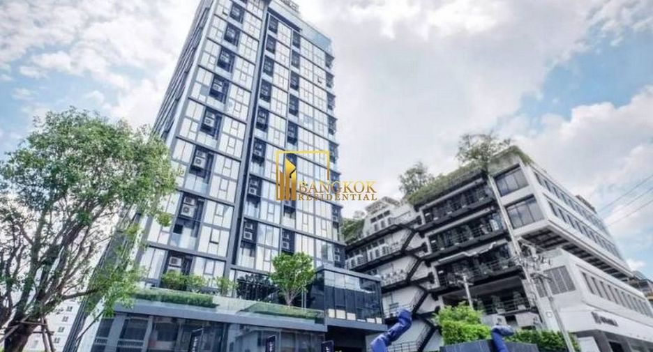 For rent 2 bedrooms condo in Pathum Wan, Bangkok
