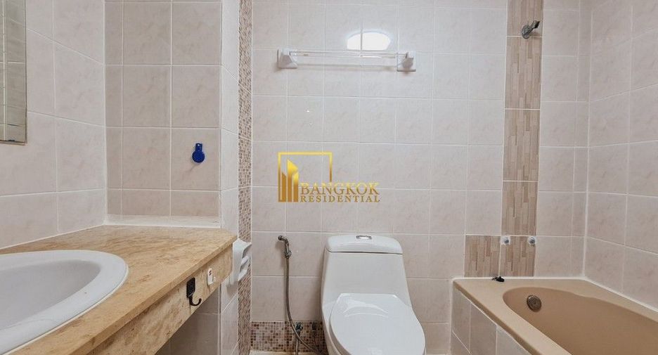 Apartment zur Miete mit 3 Zimmer in Watthana, Bangkok