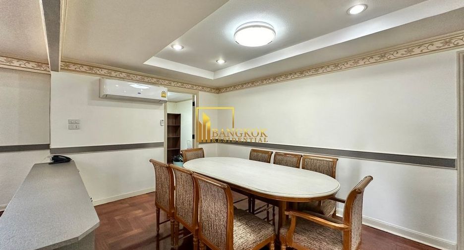 Apartment zur Miete mit 3 Zimmer in Watthana, Bangkok