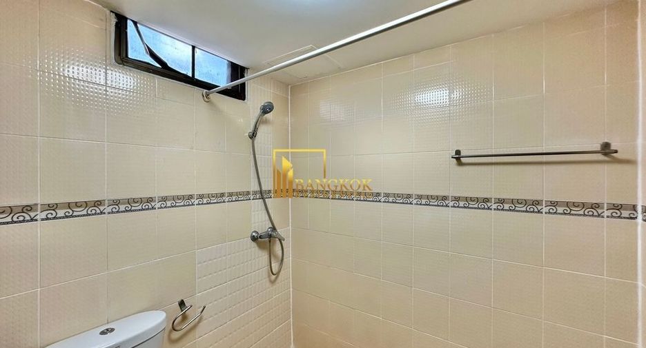 Apartment zur Miete mit 3 Zimmer in Watthana, Bangkok