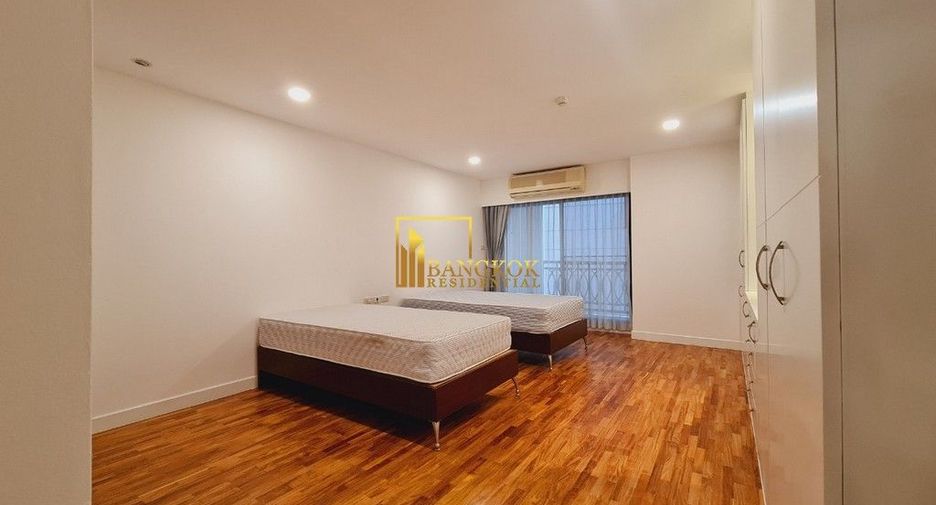 À louer 3 chambres appartement à Khlong Toei, Bangkok