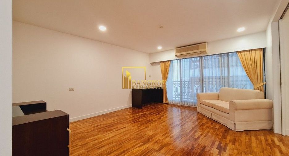 À louer 3 chambres appartement à Khlong Toei, Bangkok