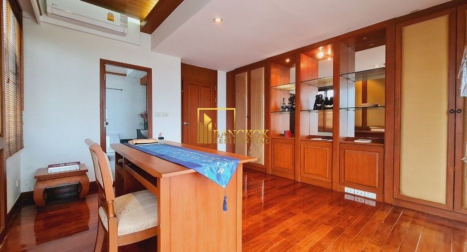 For rent 5 bedrooms apartment in Khlong Toei, Bangkok