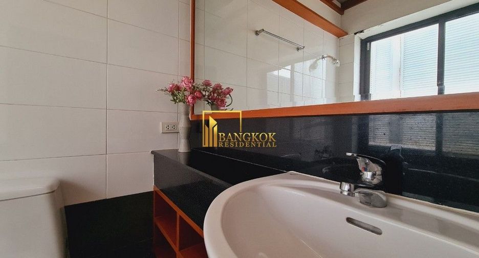 For rent 5 bedrooms apartment in Khlong Toei, Bangkok
