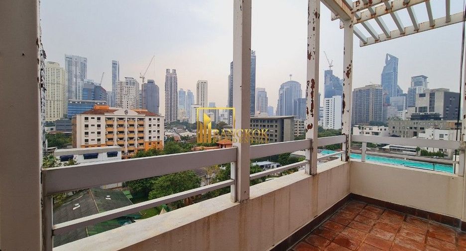 For rent 5 bedrooms apartment in Khlong Toei, Bangkok