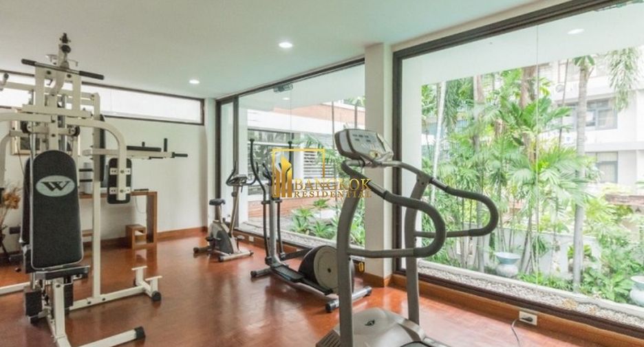 For rent 5 bedrooms apartment in Khlong Toei, Bangkok