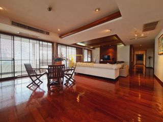 À louer 5 chambres appartement à Khlong Toei, Bangkok