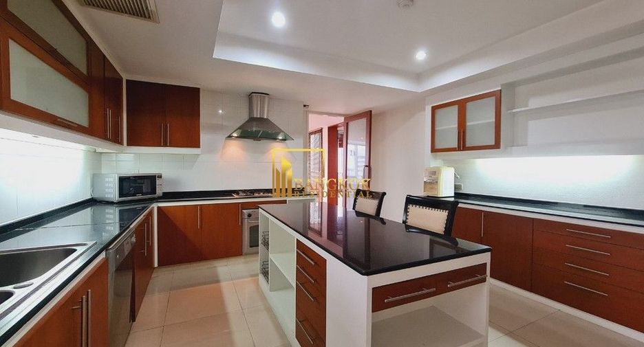 For rent 5 bedrooms apartment in Khlong Toei, Bangkok