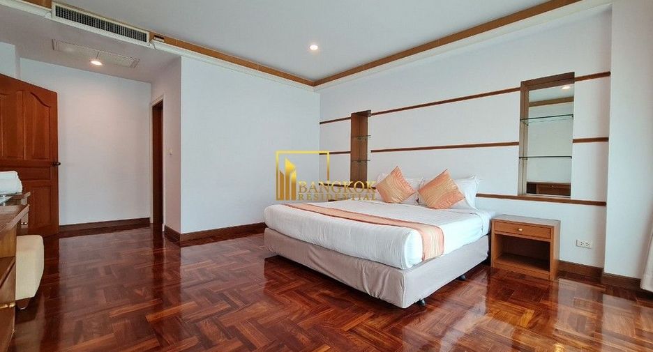 Apartment zur Miete mit 4 Zimmer in Watthana, Bangkok