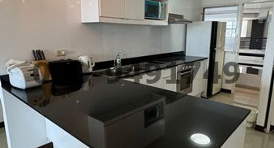 For rent 2 bedrooms condo in Si Racha, Chonburi