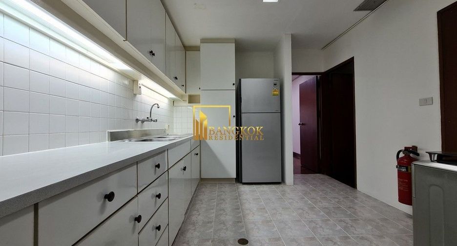 For rent 2 ベッドルーム apartment in Watthana, Bangkok