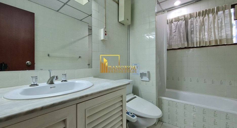 For rent 2 ベッドルーム apartment in Watthana, Bangkok