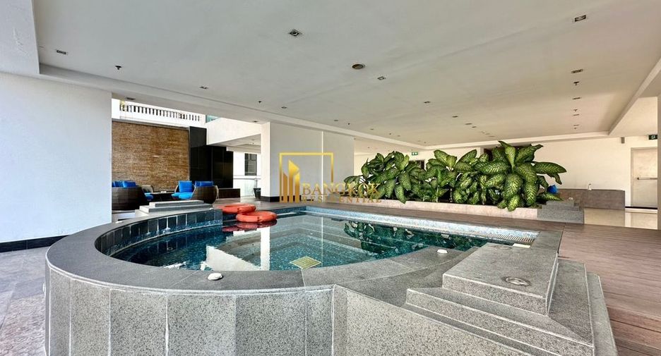 Apartamento con servicios en alquiler de 1 habitaciones en Khlong Toei, Bangkok
