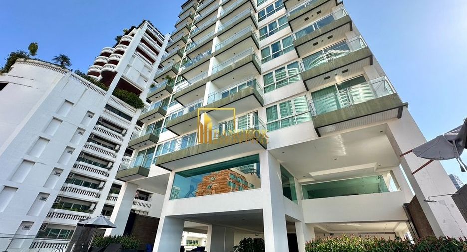 Apartamento con servicios en alquiler de 1 habitaciones en Khlong Toei, Bangkok