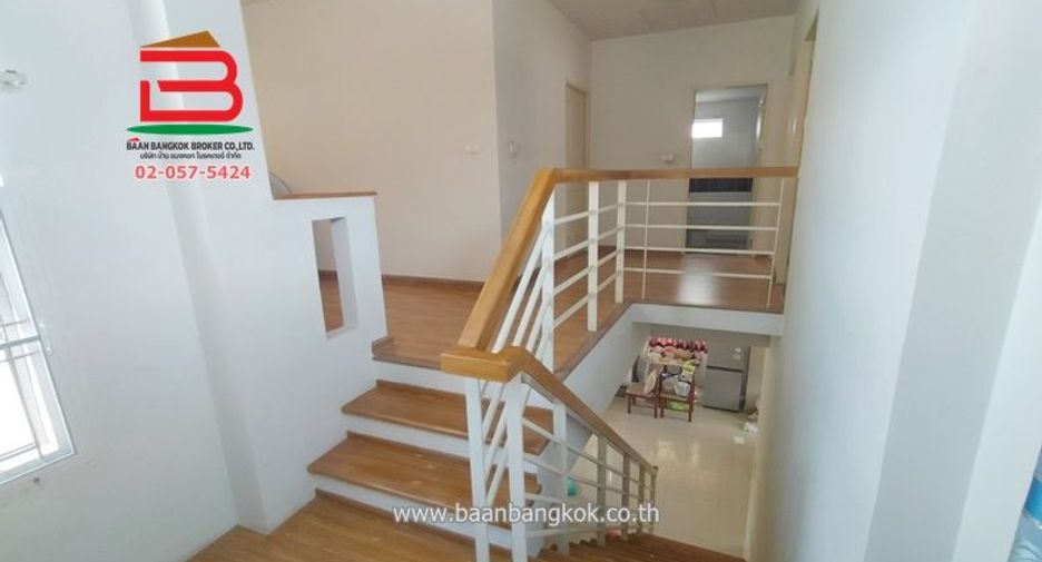 Продажа 3 спальни дом в Сапхан Сунг, Бангкок