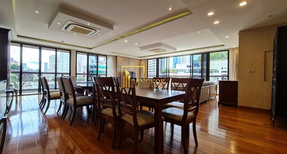 Apartamento en alquiler de 3 habitaciones en Khlong Toei, Bangkok