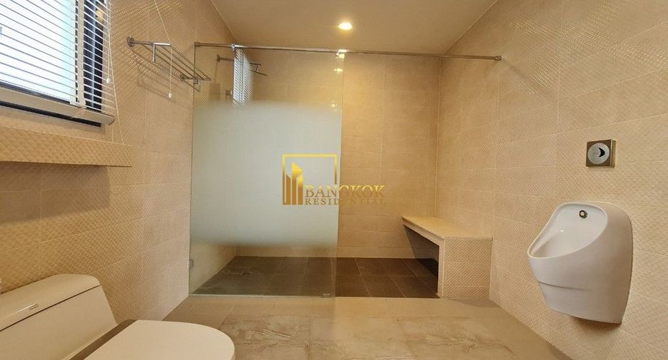 Apartamento en alquiler de 3 habitaciones en Khlong Toei, Bangkok