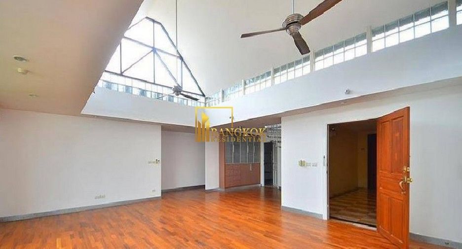For rent 3 ベッドルーム condo in Watthana, Bangkok