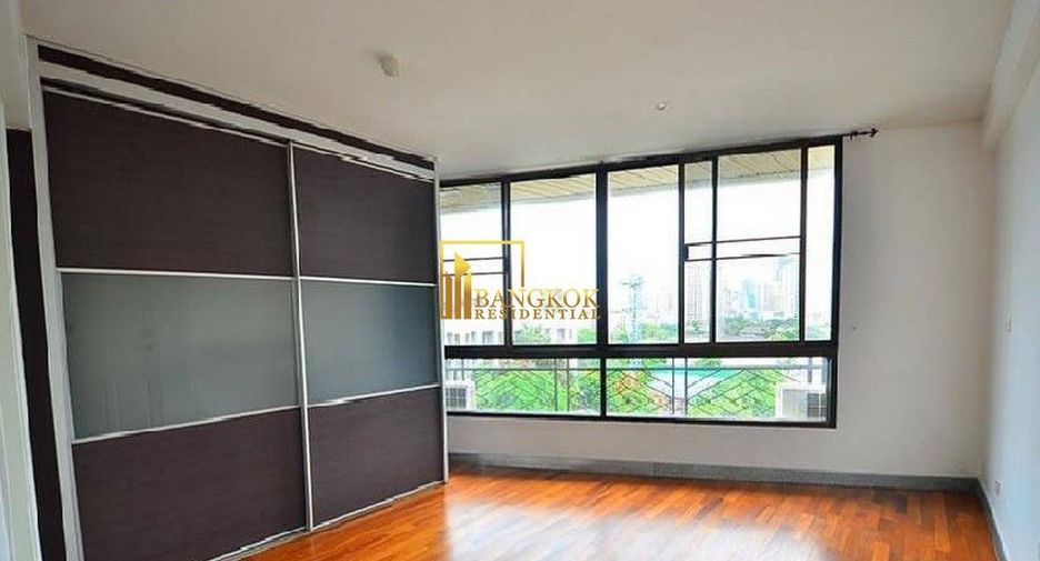 For rent 3 ベッドルーム condo in Watthana, Bangkok