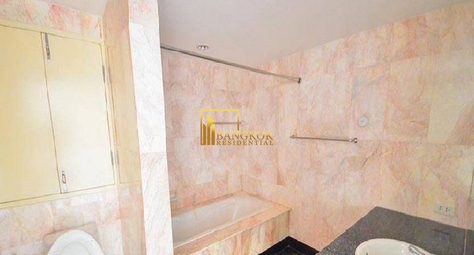For rent 3 ベッドルーム condo in Watthana, Bangkok