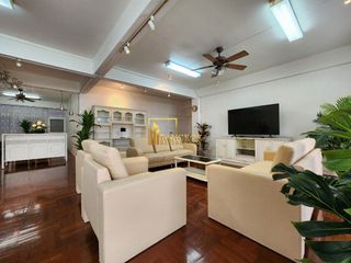 出租 3 卧室 公寓式住宅 在 Khlong Toei, 曼谷