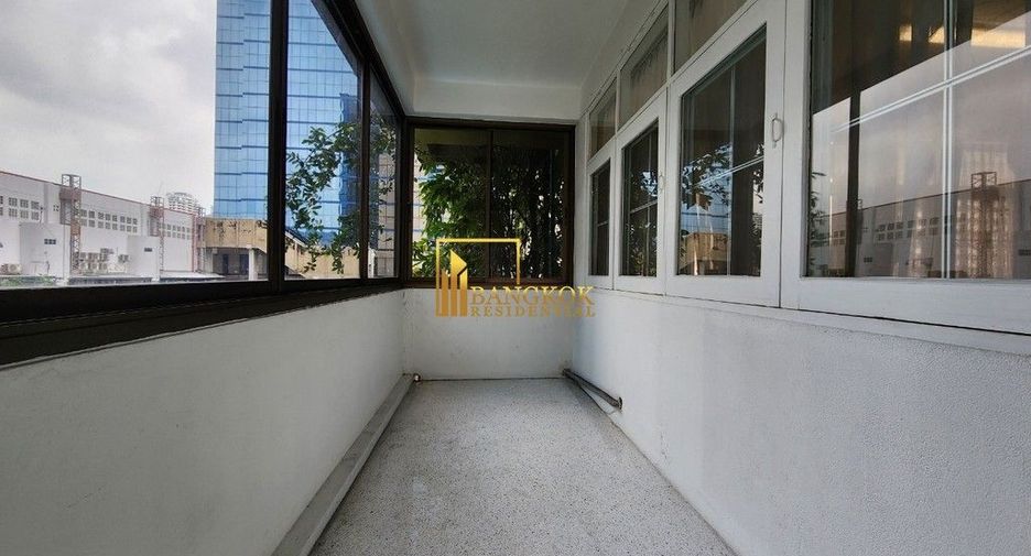 出租 3 卧室 公寓式住宅 在 Khlong Toei, 曼谷