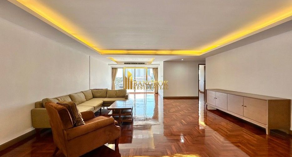 For rent 5 bedrooms apartment in Yan Nawa, Bangkok