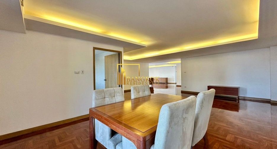For rent 5 bedrooms apartment in Yan Nawa, Bangkok