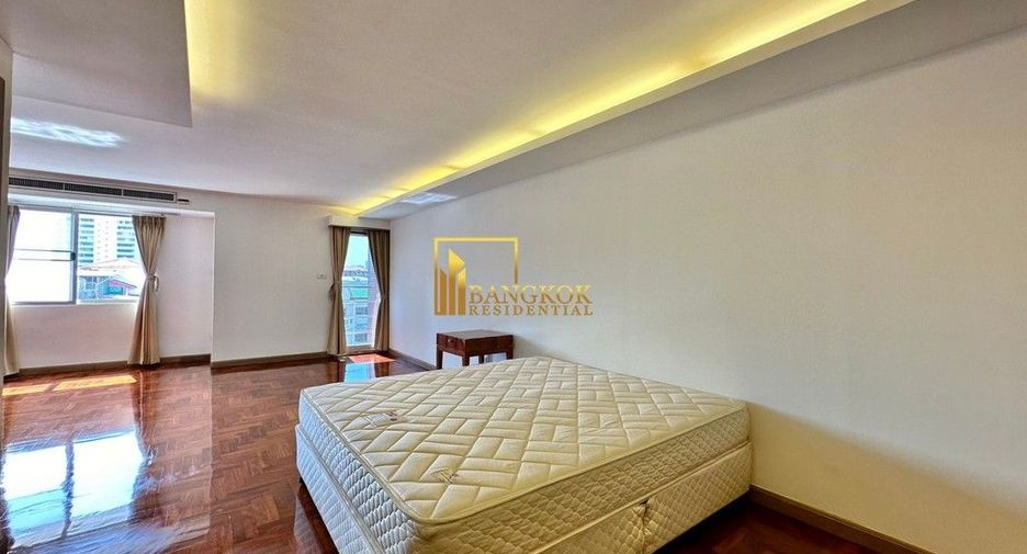 For rent 5 bedrooms apartment in Yan Nawa, Bangkok