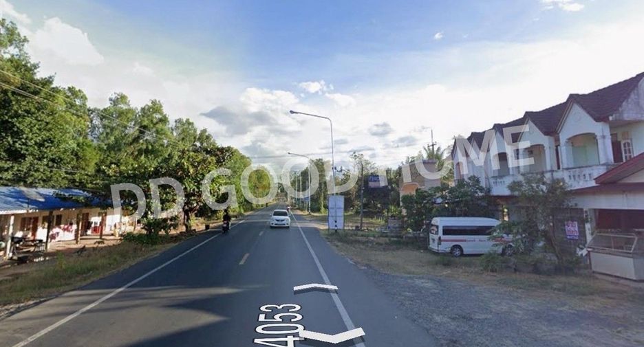 Casa adosada en venta de 2 habitaciones en Mueang Sisaket, Sisaket