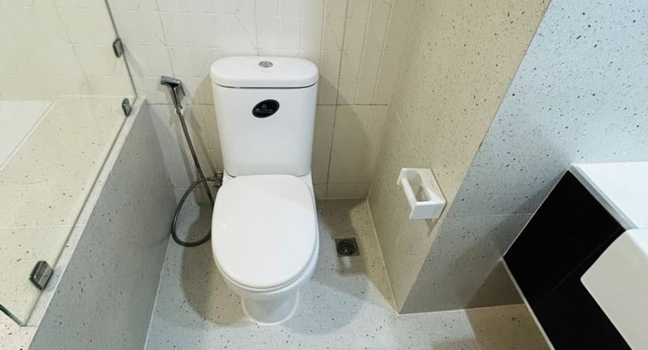 For rent 1 Beds condo in Si Racha, Chonburi