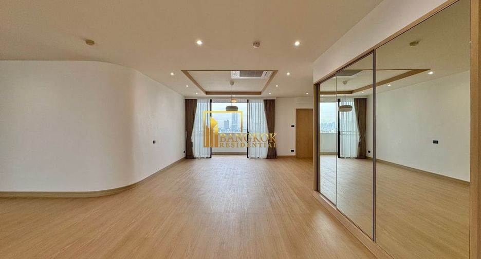 For rent 3 ベッドルーム apartment in Watthana, Bangkok
