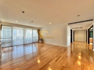 For rent 4 bedrooms apartment in Khlong Toei, Bangkok