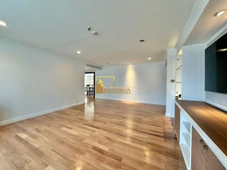 For rent 4 bedrooms apartment in Khlong Toei, Bangkok