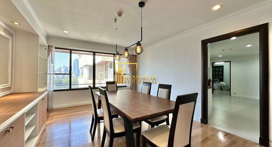 For rent 4 bedrooms apartment in Khlong Toei, Bangkok