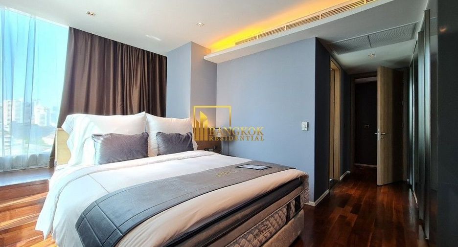 For rent 2 bedrooms serviced apartment in Watthana, Bangkok