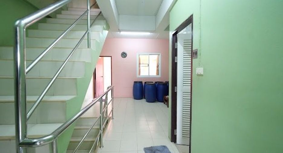 For sale retail Space in Lam Luk Ka, Pathum Thani
