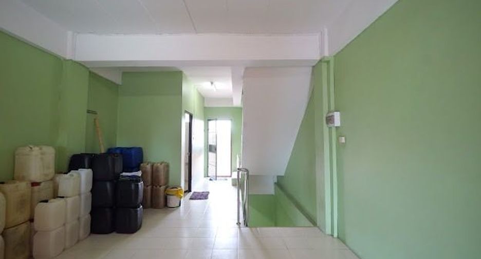 For sale retail Space in Lam Luk Ka, Pathum Thani