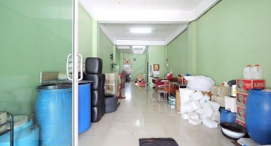 For sale retail Space in Lam Luk Ka, Pathum Thani