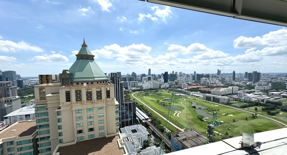 À vendre 2 chambres condo à Pathum Wan, Bangkok