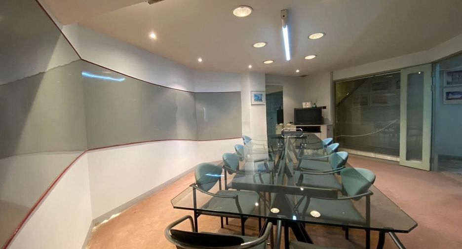 For sale studio townhouse in Chatuchak, Bangkok