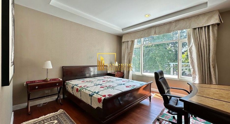 À louer 3 chambres condo à Sathon, Bangkok