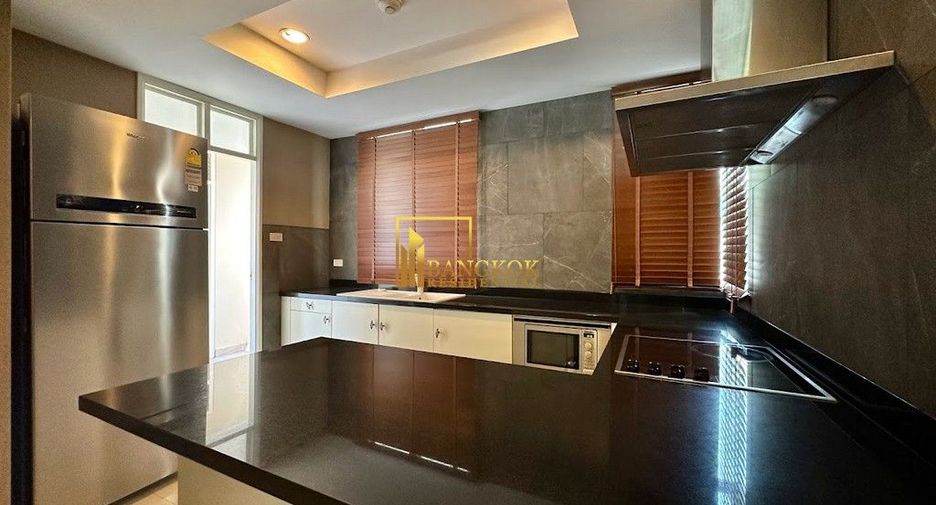 À louer 3 chambres condo à Sathon, Bangkok